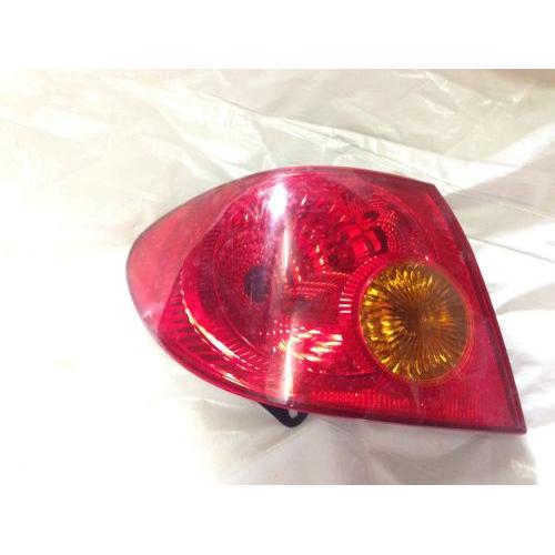 Faro trasero izquierdo Toyota Corolla