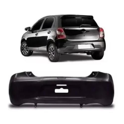 Paragolpes trasero