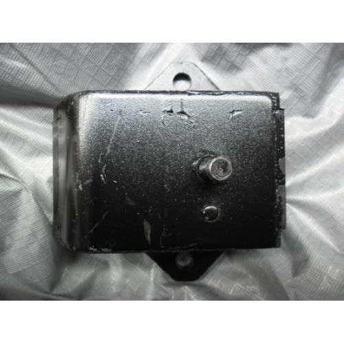SOPORTE MOTOR RENAULT TRAFFIC NAFTA y DIESEL LUO'S  512415