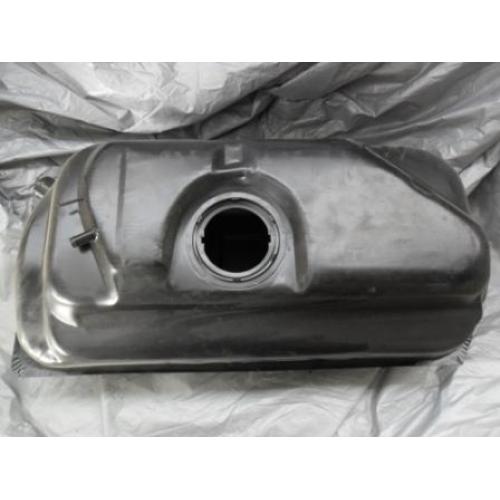 TANQUE COMBUSTIBLE VW SANTANA 93...95 75 Lt. 2 CAÑITOS BOYA GDE. 81X39X31CM IGASA